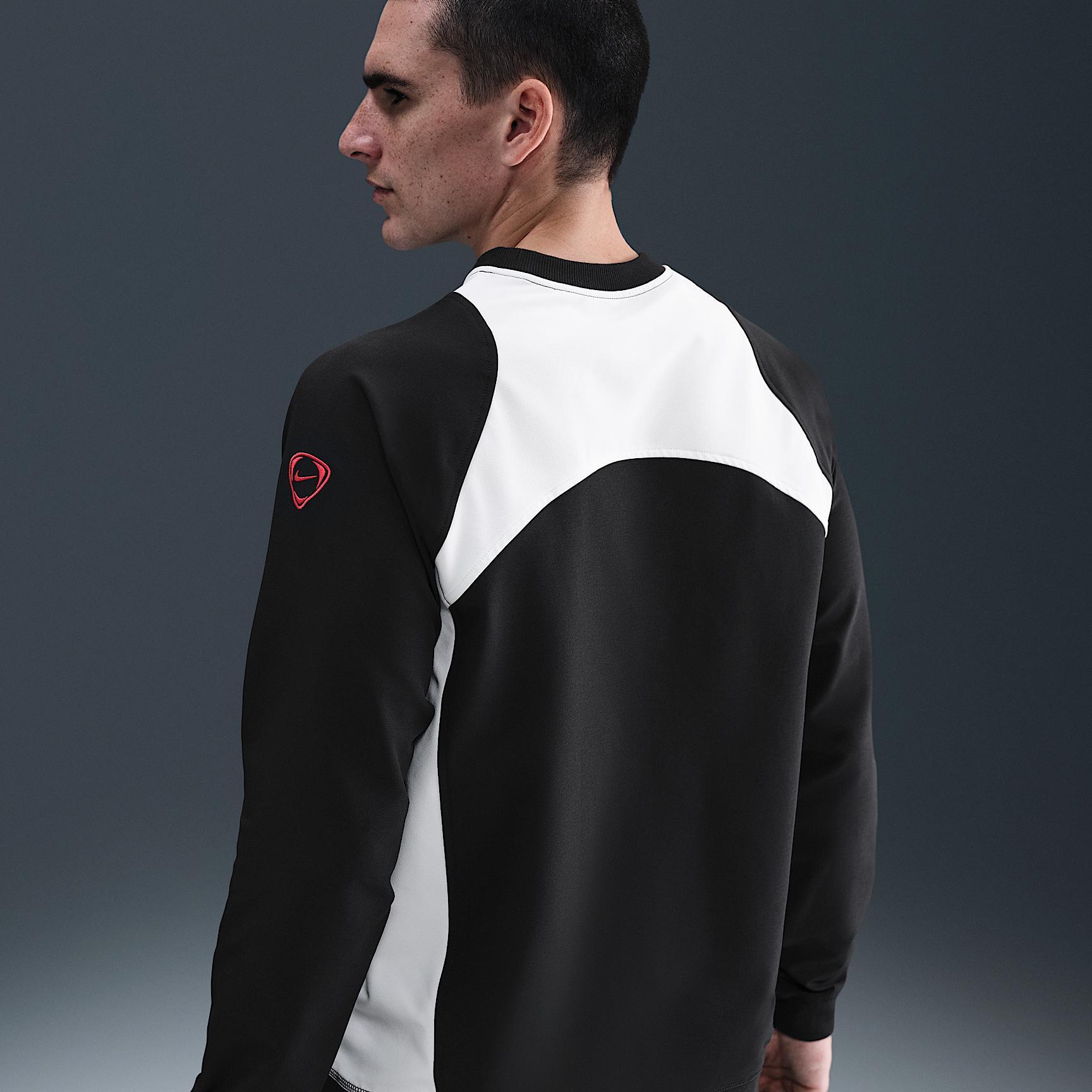 Paris Saint-Germain Third Men's Nike Total 90 Soccer Crew-Neck Top Product Image