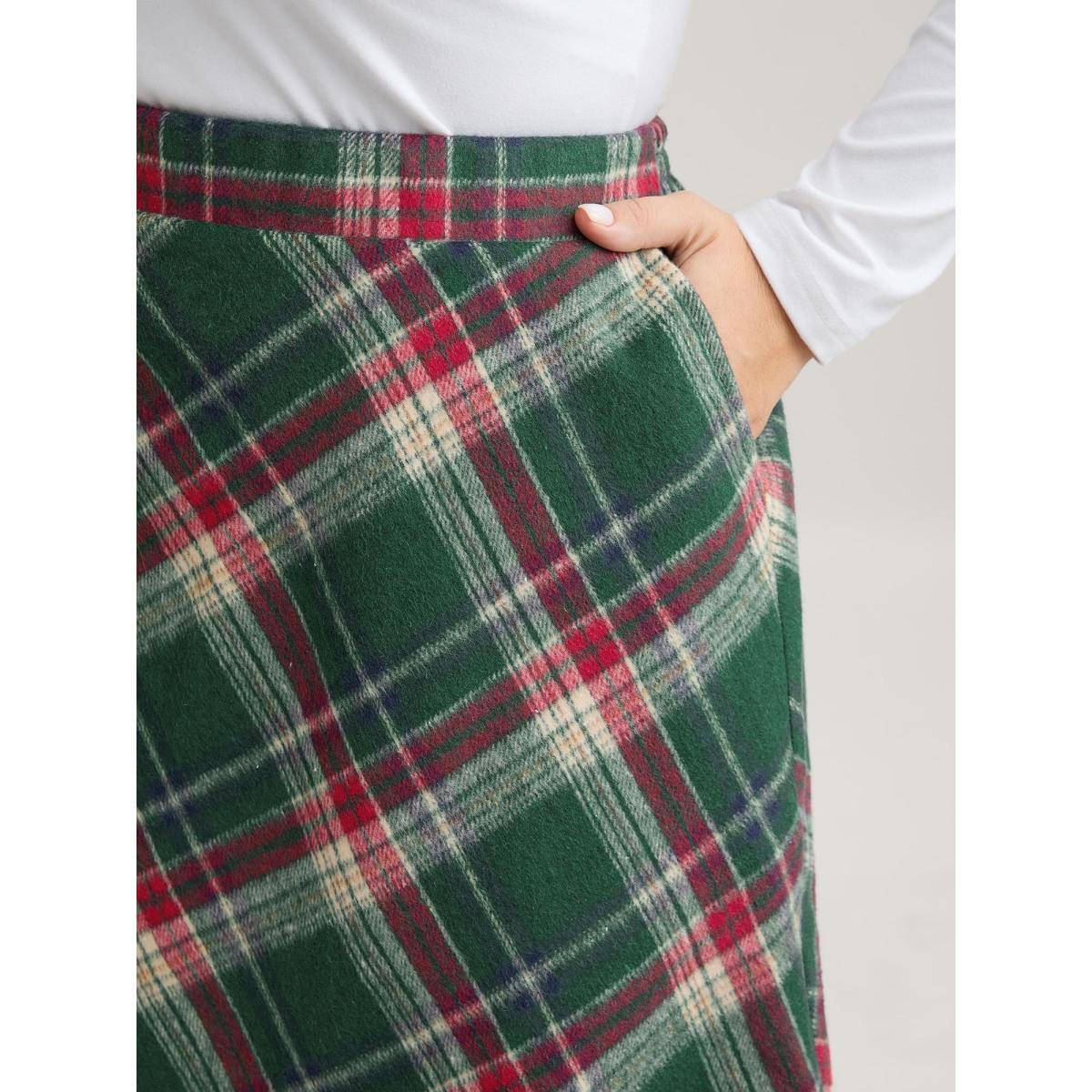 Plus Size Plaid Pattern Elastic Waist A-line Mini Skirt Women DarkGreen Elegant Low stretch Slanted pocket Everyday Skirts BloomChic 18-20/2X Product Image