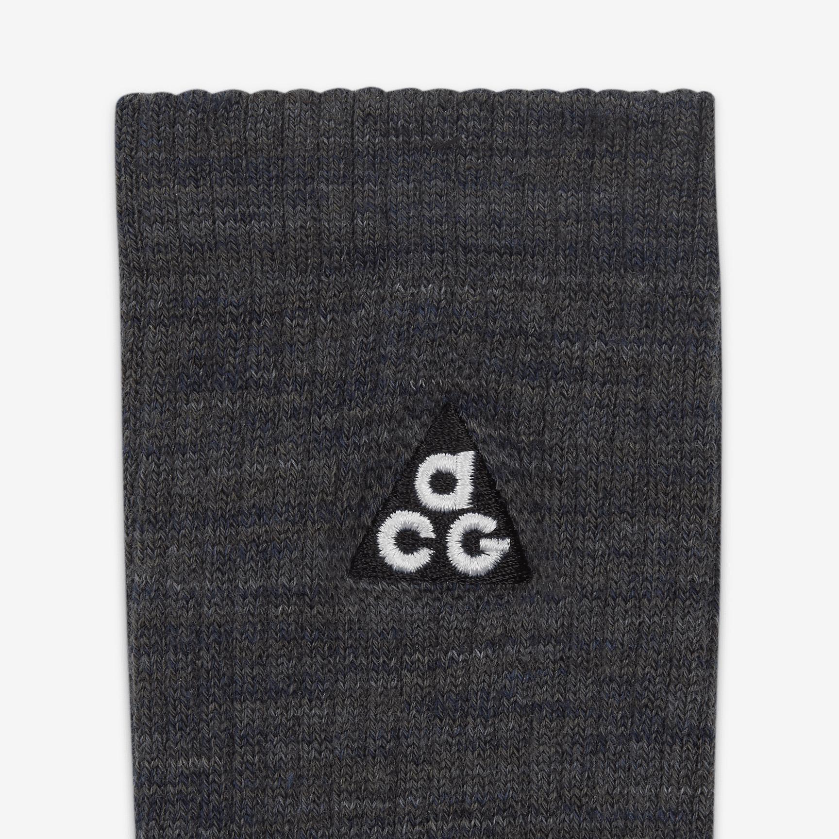 Nike ACG Everyday Cushioned Crew Socks (1 Pair) Product Image