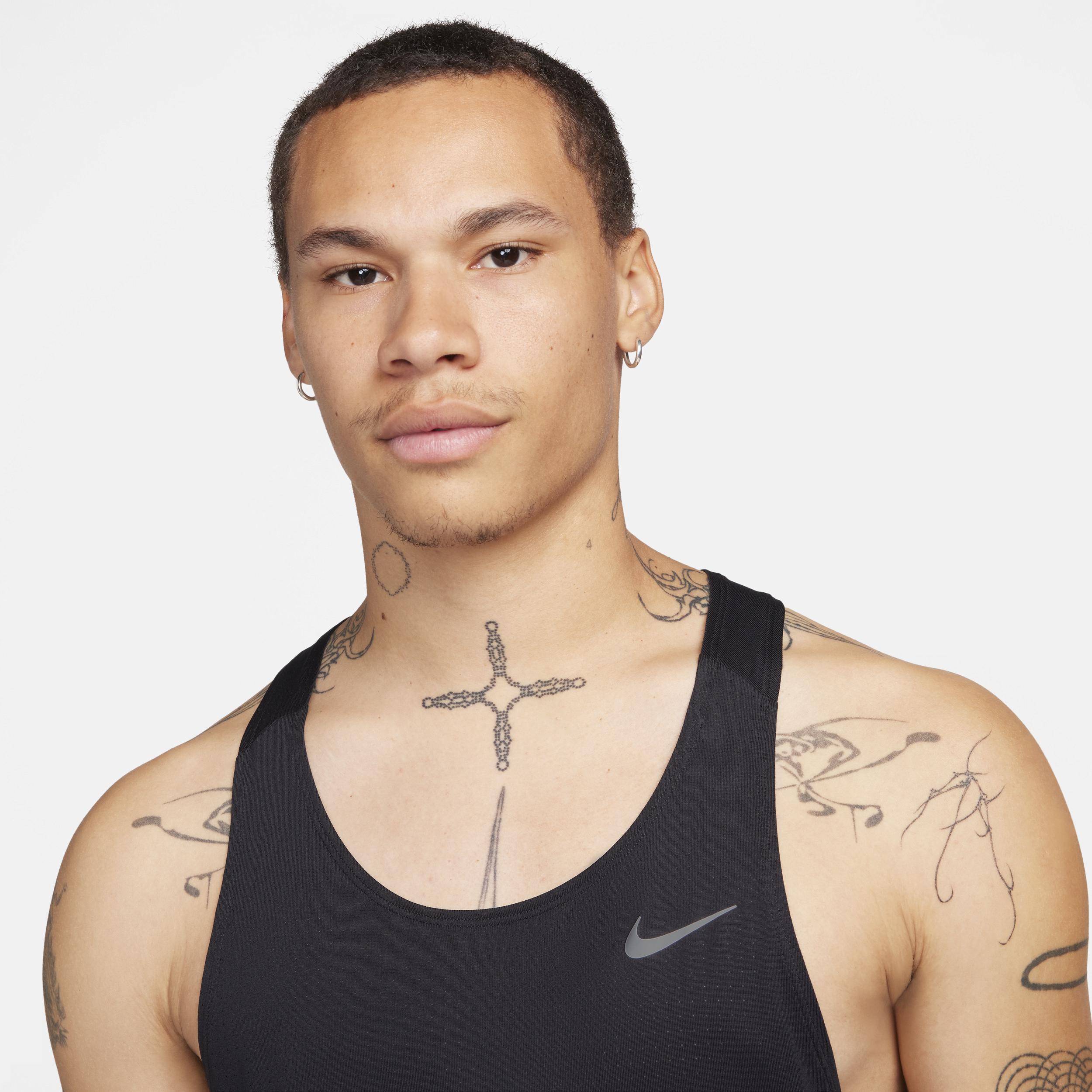Nike Men's Fast Dri-FIT Running Singlet Product Image