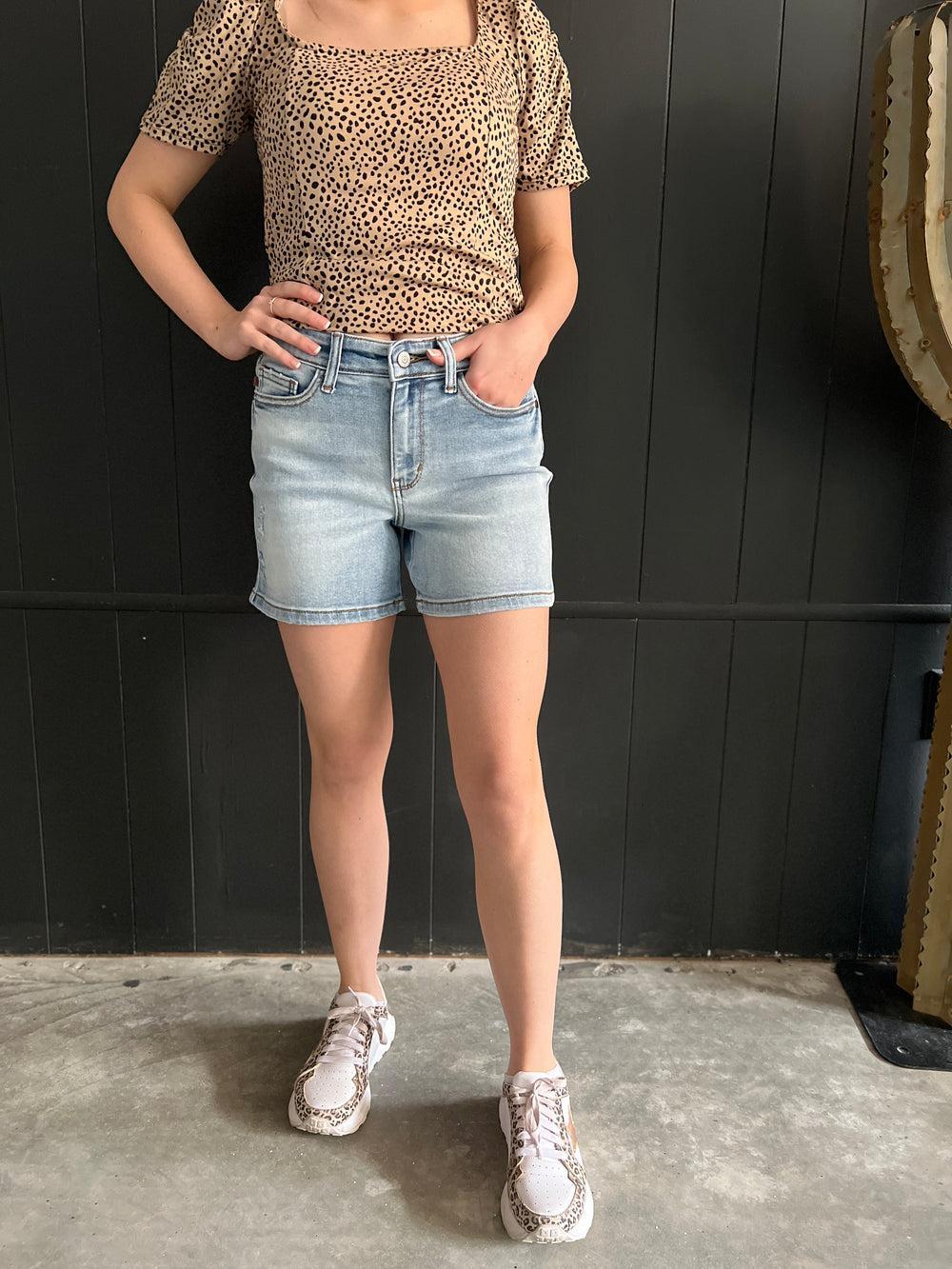 Mid Rise Vintage Wash Dad Shorts Product Image