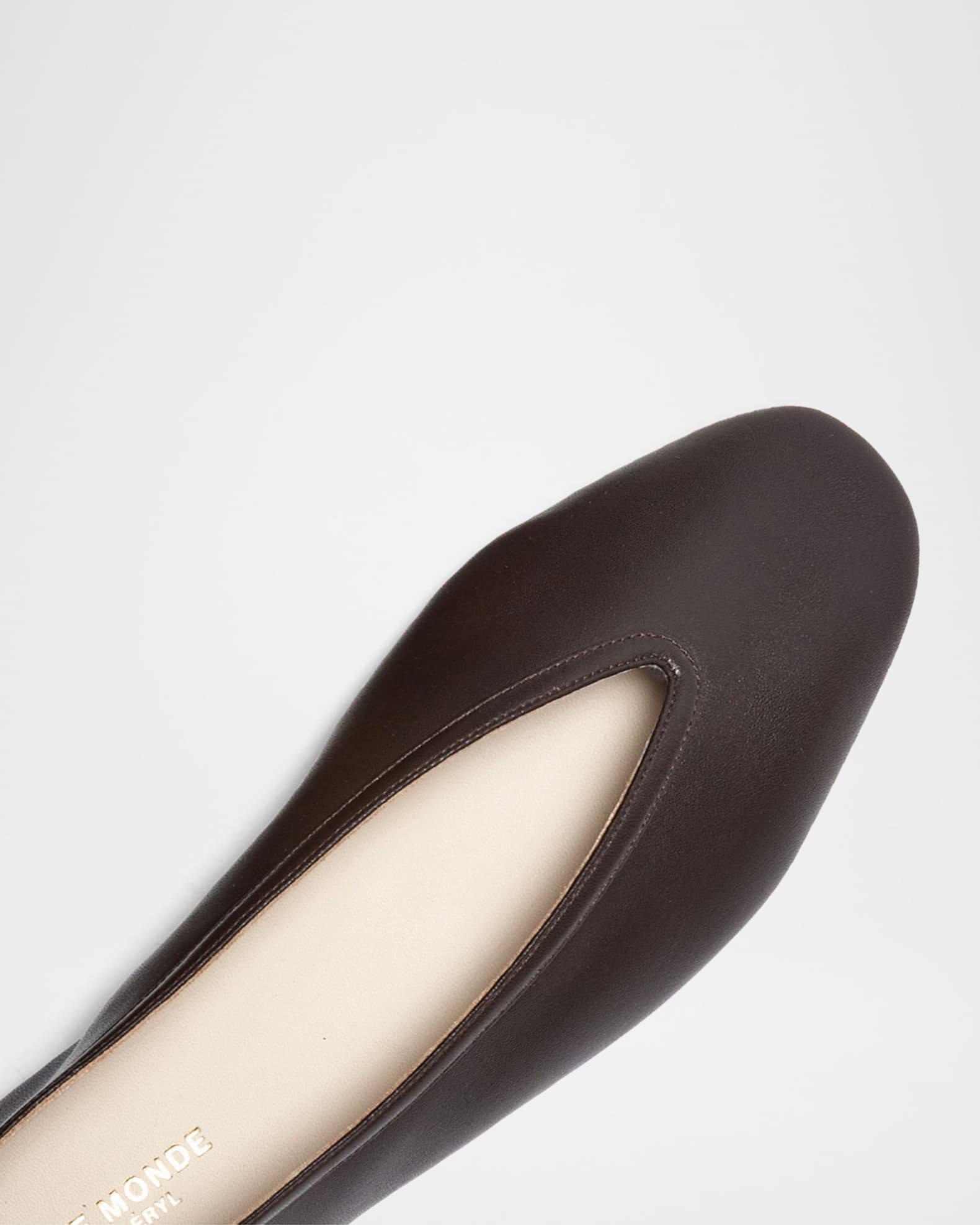 Mens Brian Leather Square-Toe Venetian Loafers Product Image