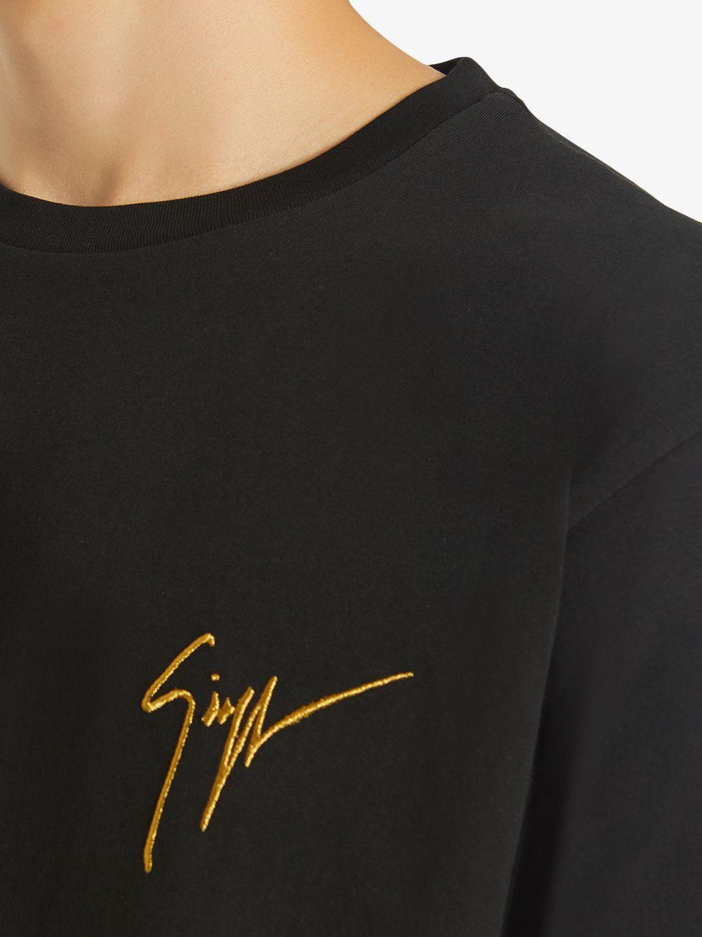 logo embroidered T-shirt Product Image