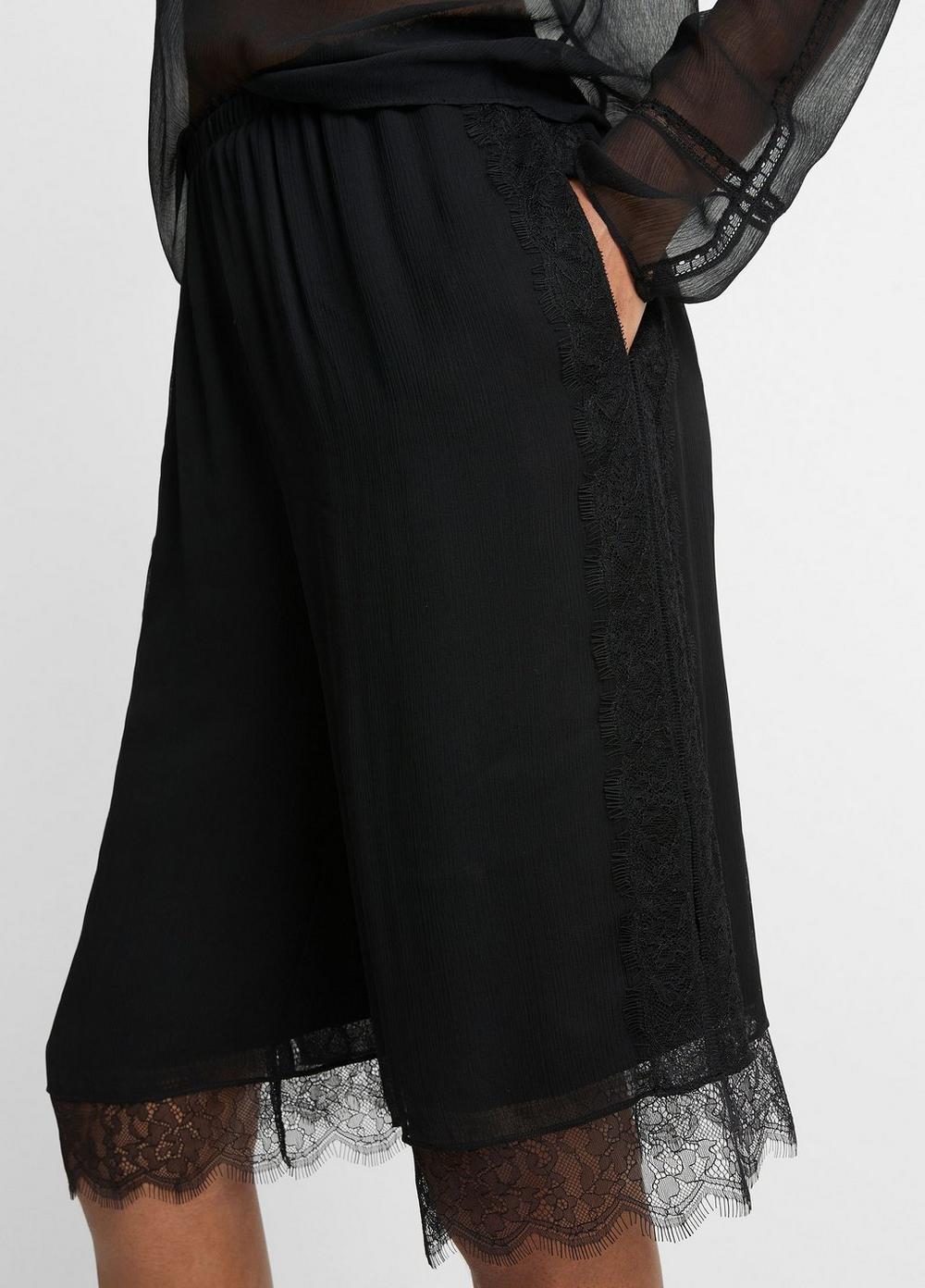 Womens Lace-Trim Chiffon Short, Black, Size M Vince Product Image