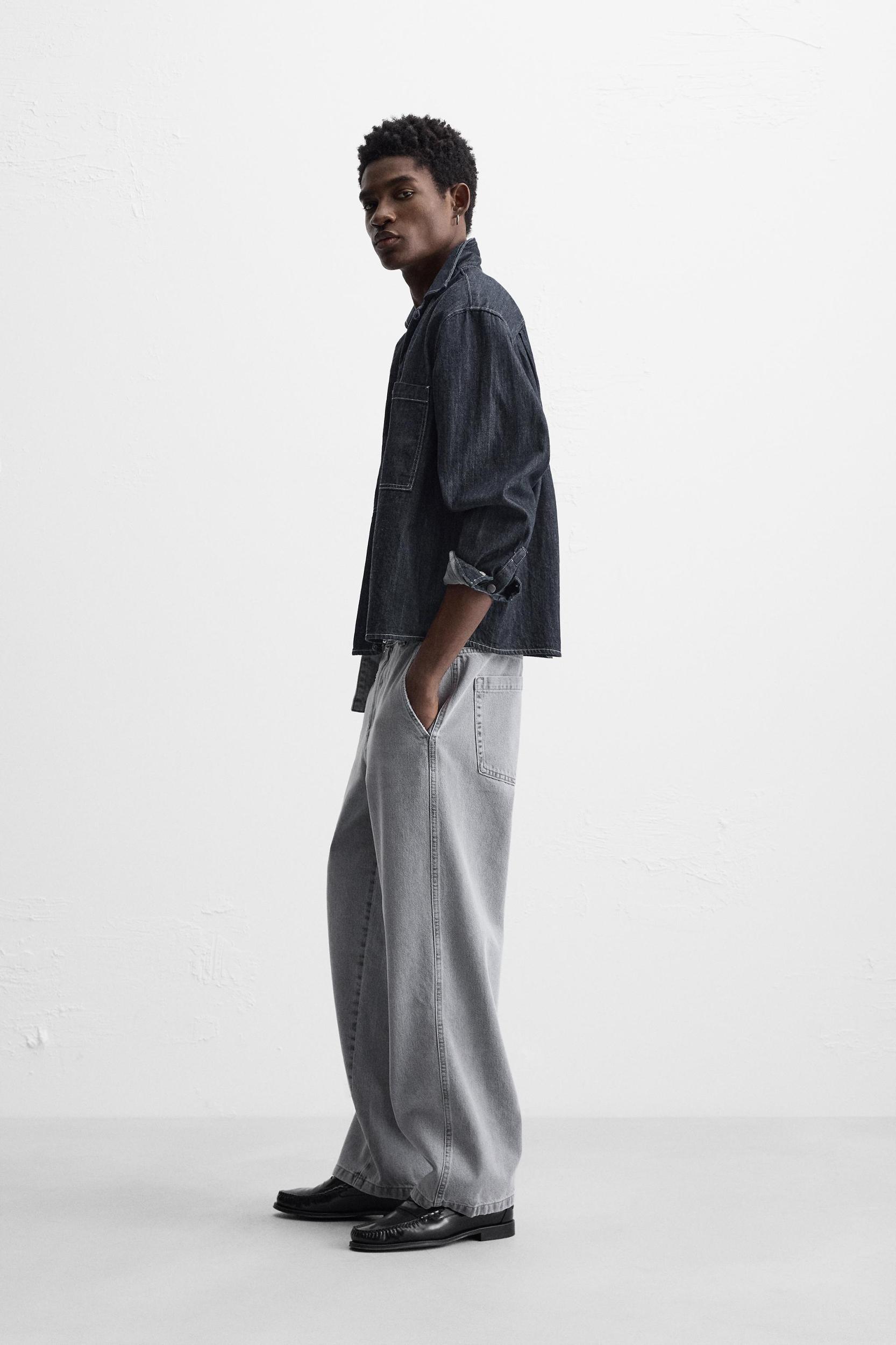 BELTED RELAXED FIT JEANS Product Image