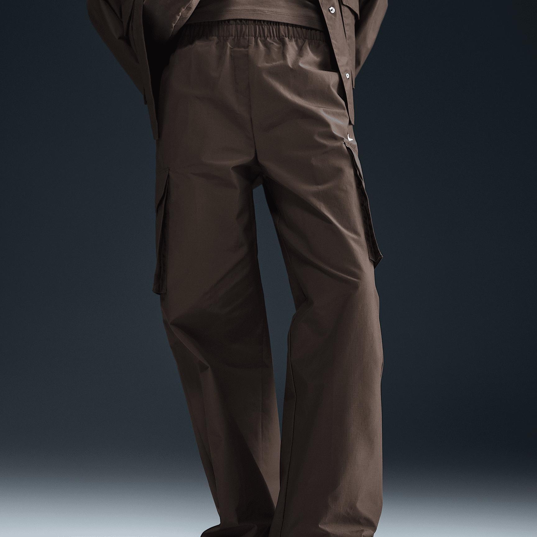 Women's Nike Sportswear Everything Wovens Mid-Rise Cargo Pants Product Image
