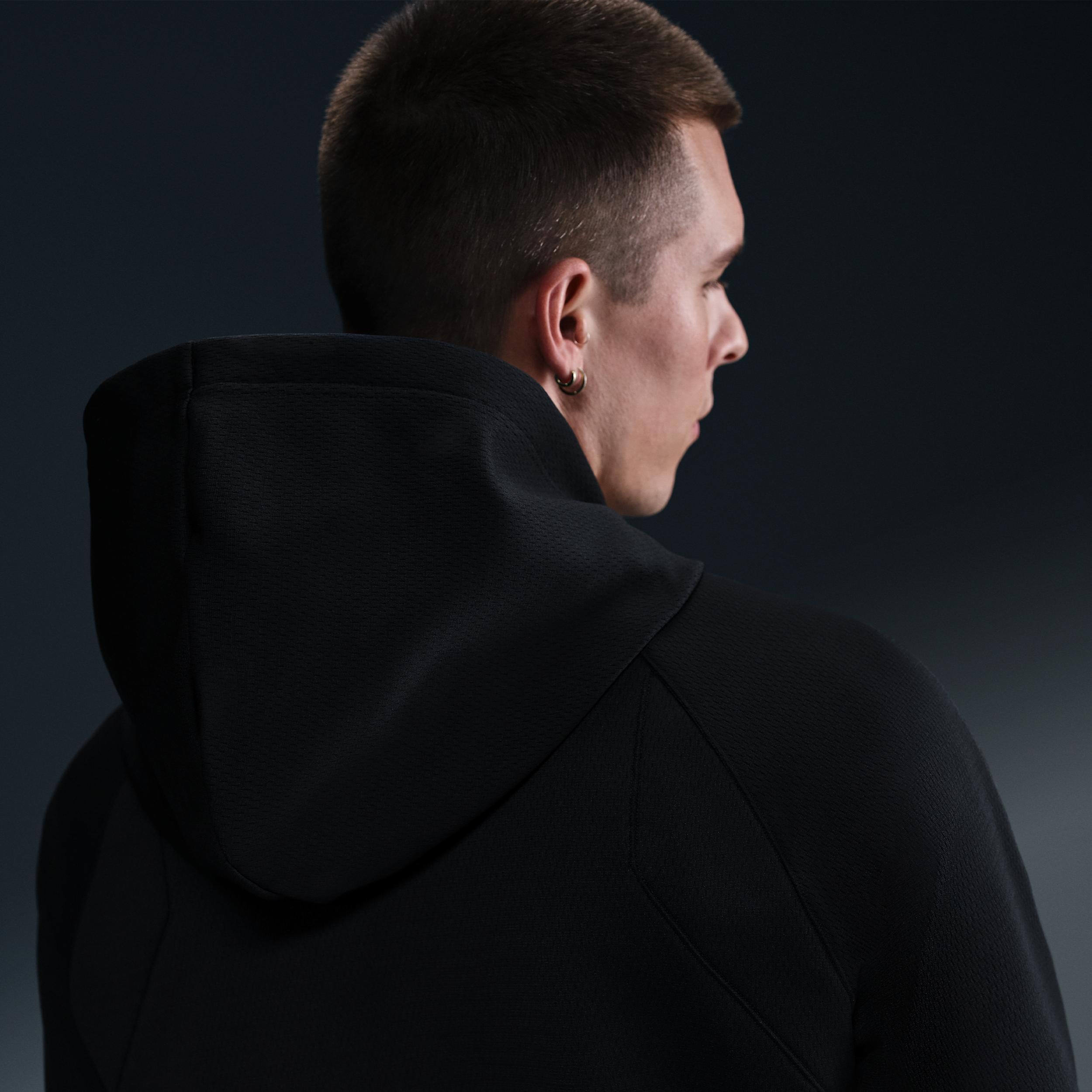 Nike Men's Kobe Therma-FIT Pullover Hoodie Product Image