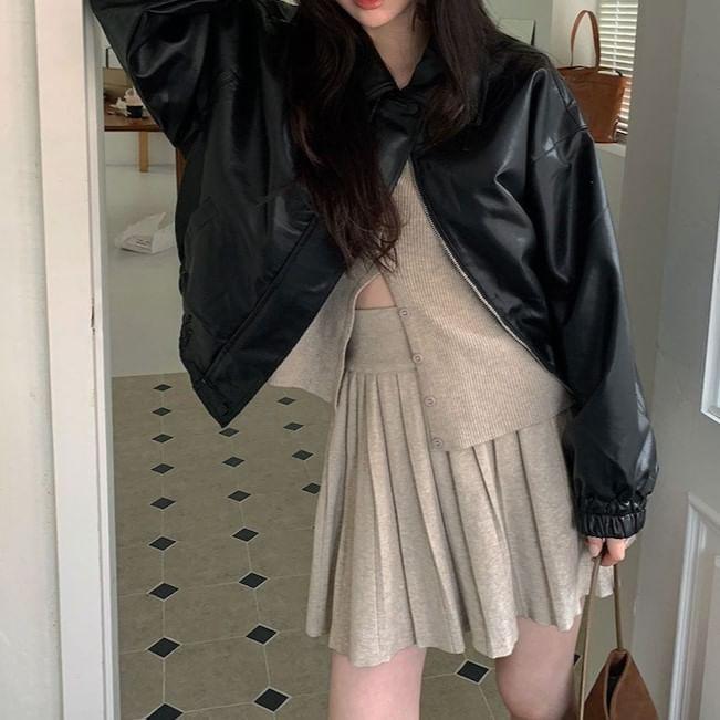 Collared Plain Zip faux Leather Jacket Product Image