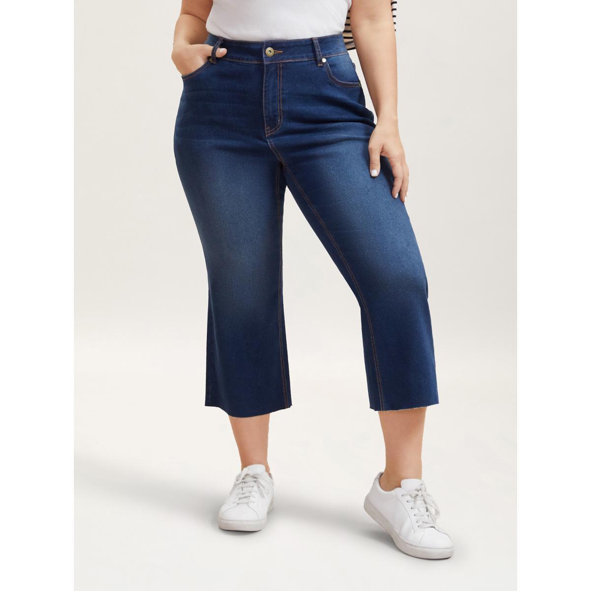 Plus Size Loose Frayed Hem Crop Jeans Women Denimindigo Casual Button Medium stretch Slanted pocket Jeans BloomChic 18/2X Product Image