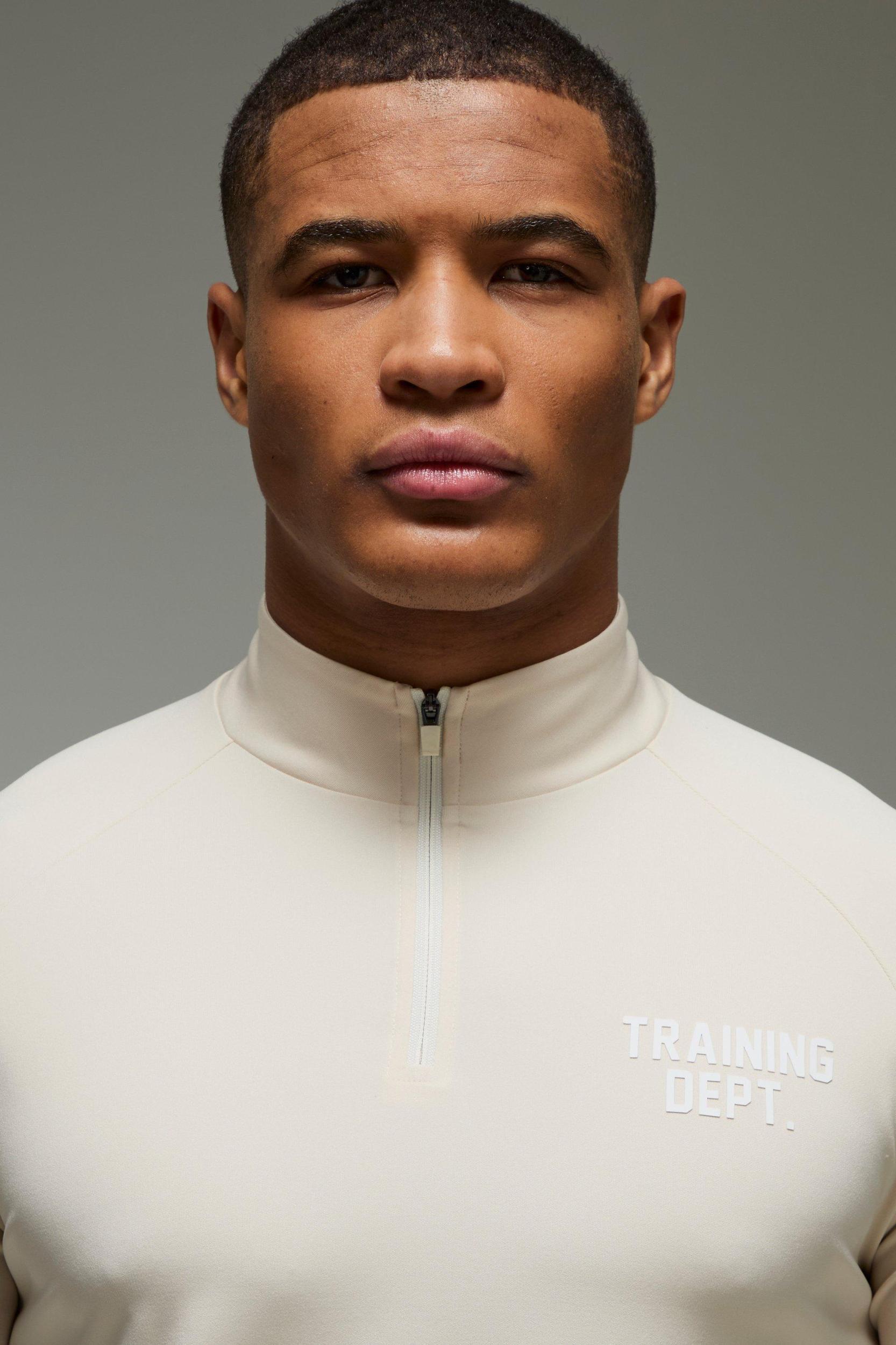 Man Active Performance Training Dept Funnel Neck 1/4 Zip | boohooMAN USA Product Image