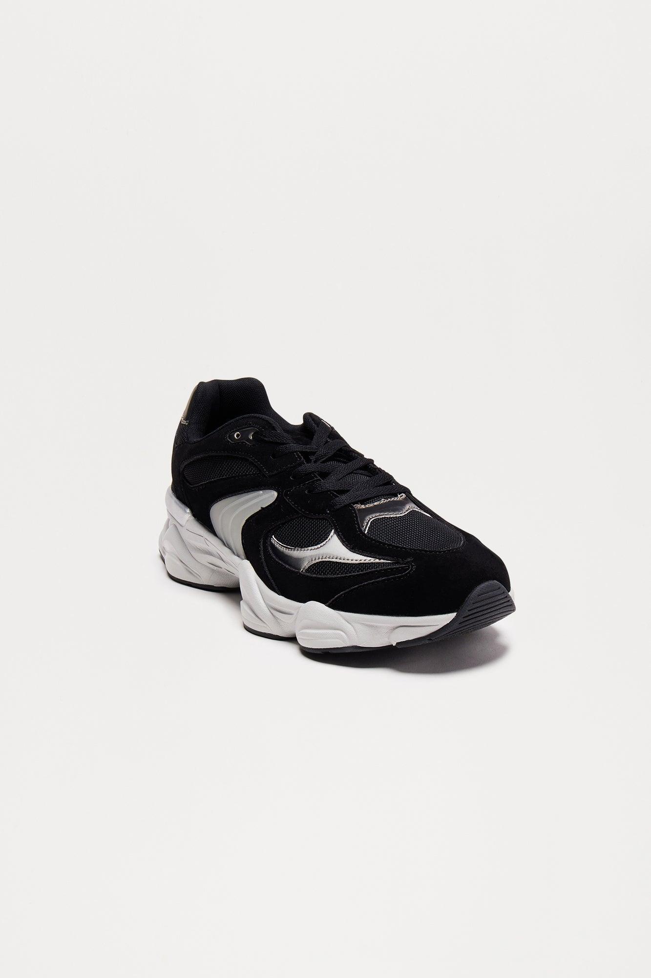 On The Run Sneakers - Black/combo Product Image