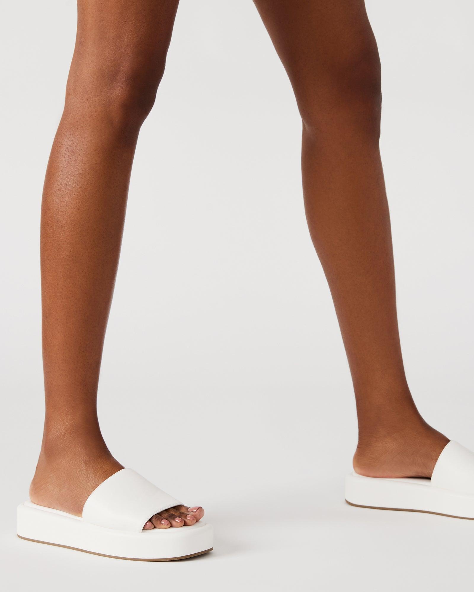 BEACHY WHITE Female Product Image