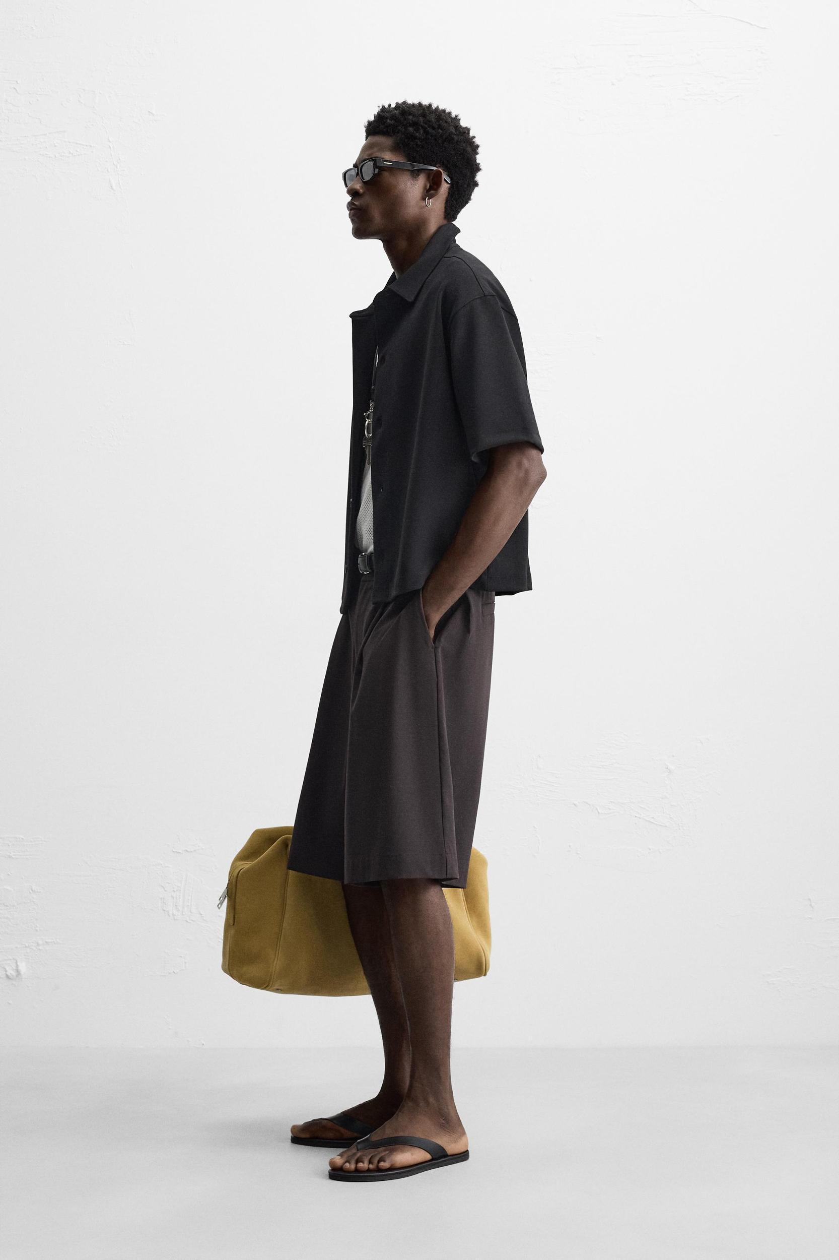 INTERLOCK TEXTURED SHIRT Product Image