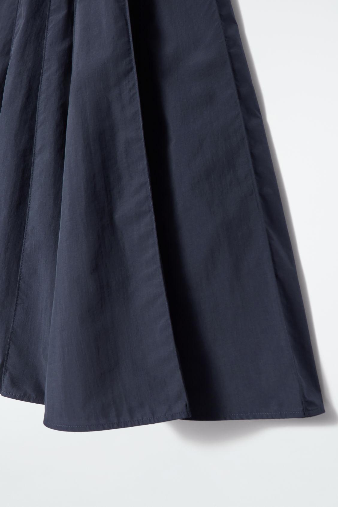 FUNNEL-NECK PANELED MIDI DRESS Product Image