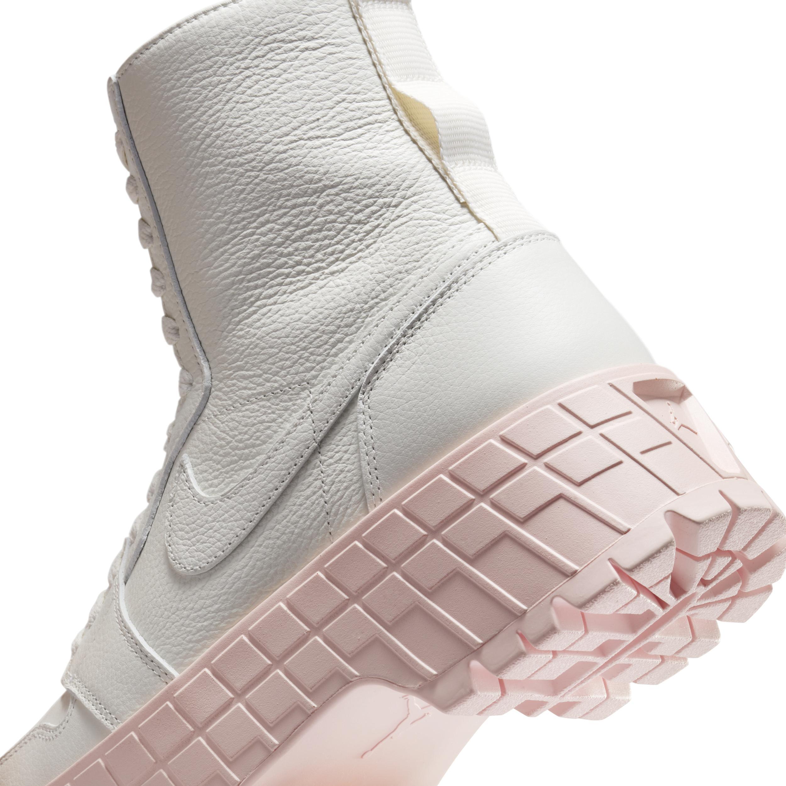 Air Jordan 1 Brooklyn Women's Boots Product Image