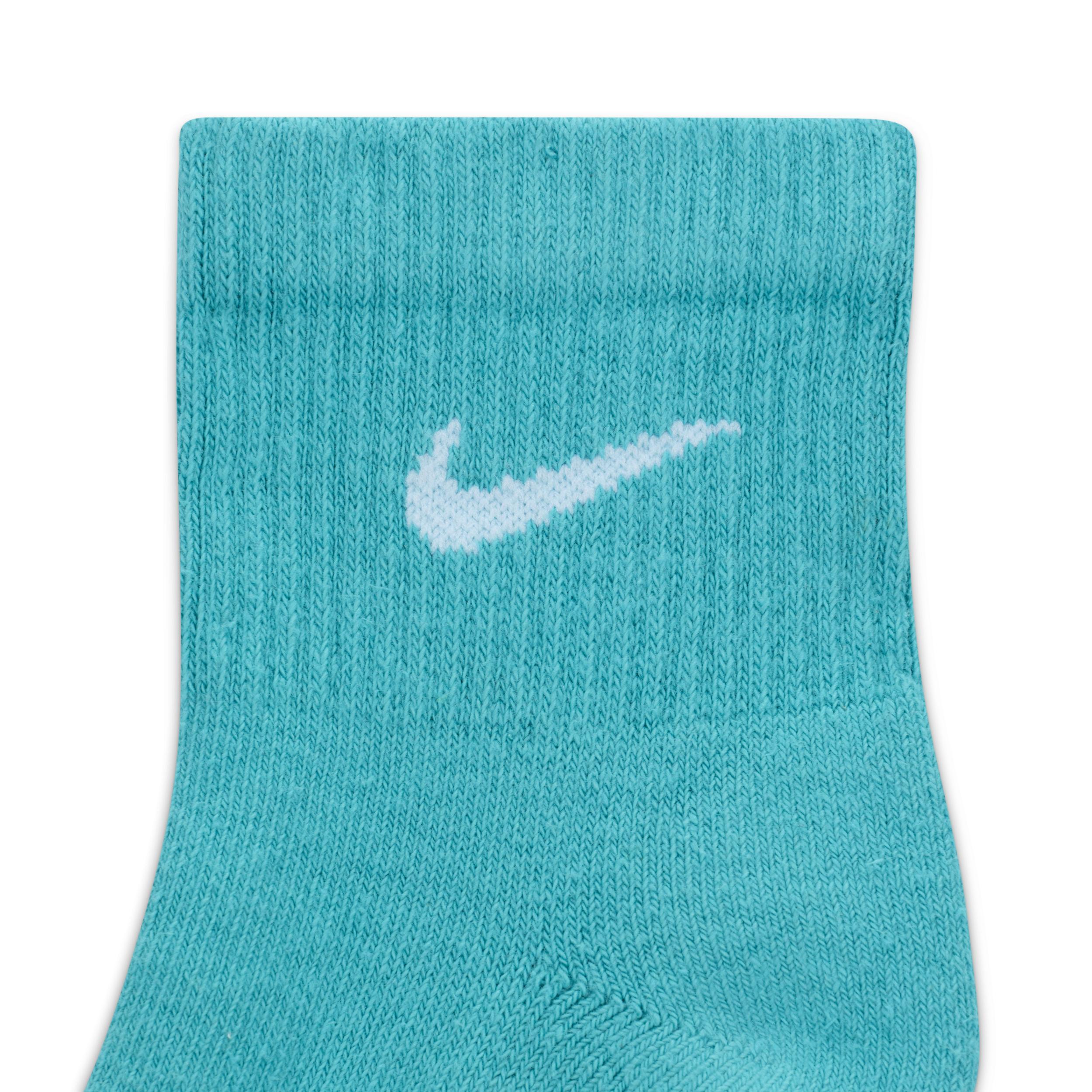 Womens Nike Everyday Plus 3-Pair Cushioned Training Ankle Socks Product Image
