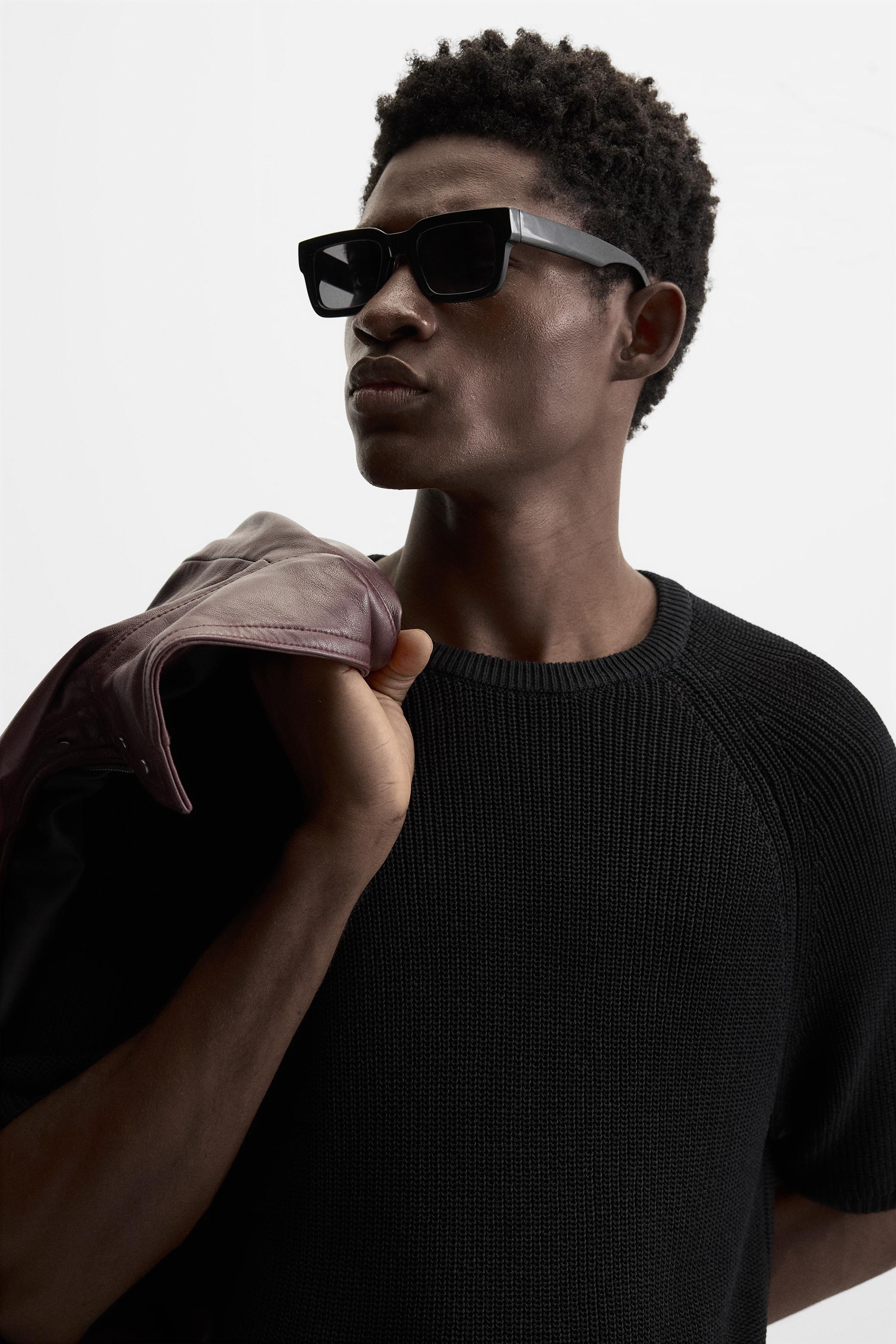 CROPPED FIT KNIT T-SHIRT Product Image