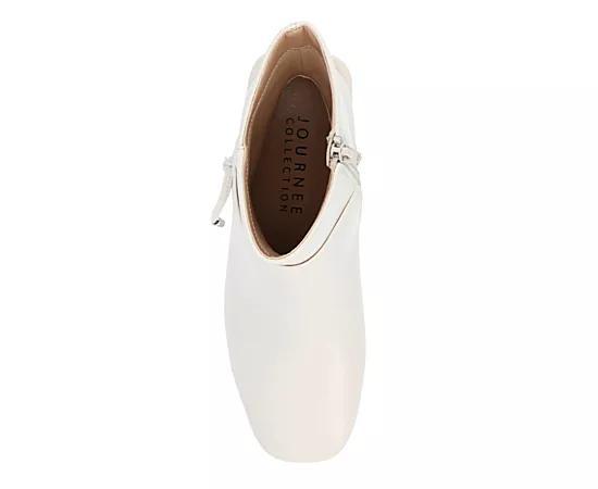 Journee Collection Womens Beverley Wide Ankle Boot Product Image