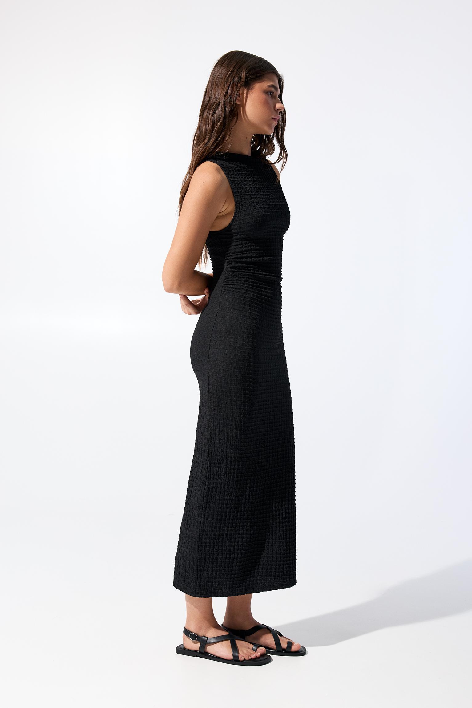 Creased-design midi dress Product Image