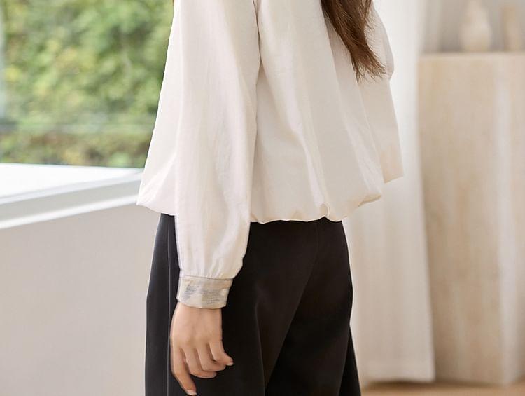 Long-Sleeve Plain Crop Shirt Product Image