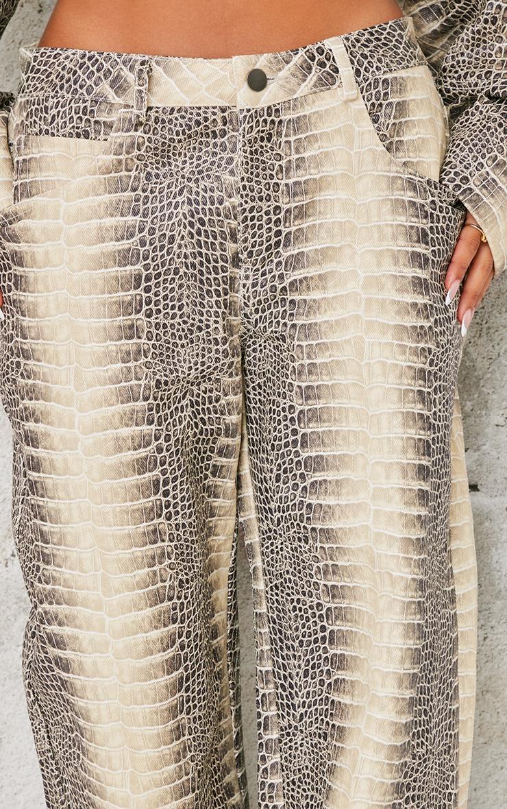 Petite Snake Print Low Waist Wide Leg Pants Product Image