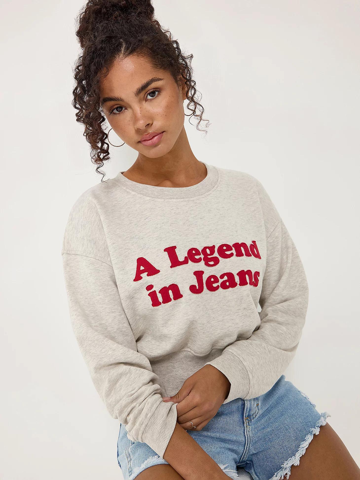Women's Relaxed Crop Sweatshirt in Vintage Product Image
