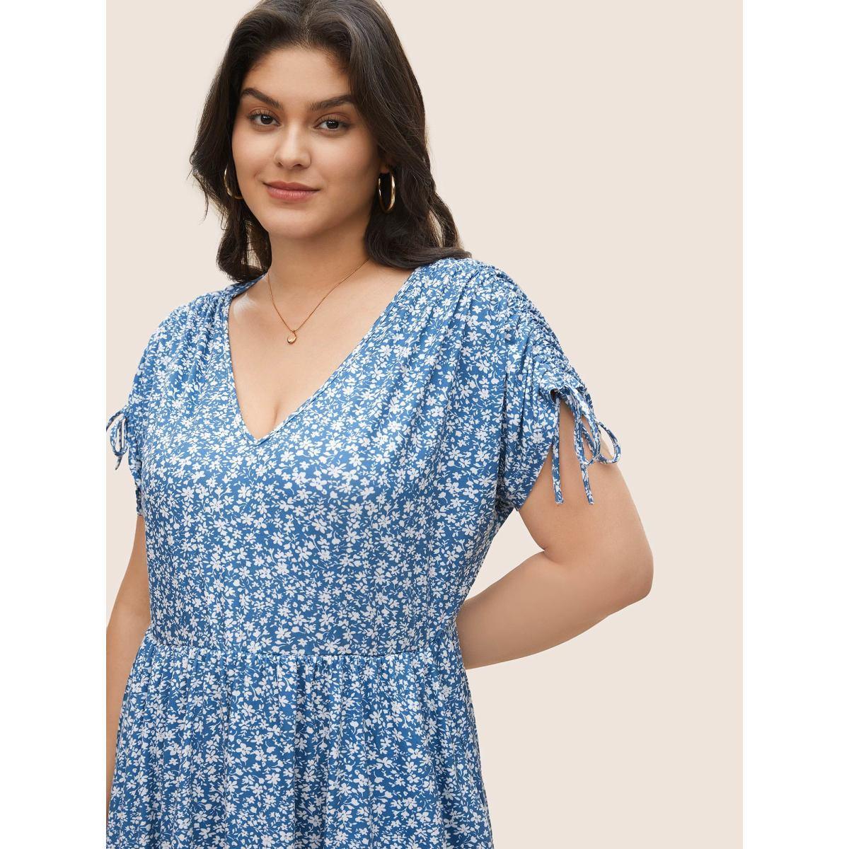 Plus Size Ditsy Floral Drawstring Batwing Sleeve Ruffle Hem Dress Blue Women Elegant Non V-neck Short sleeve Curvy Midi Dress BloomChic 10/M Product Image