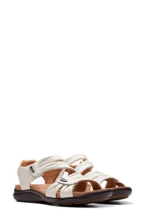 Clarks Kitly Ave Leather) Women's Sandals Product Image
