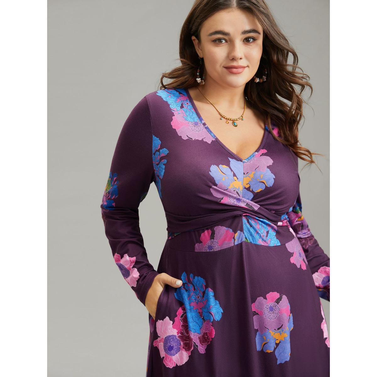 Plus Size Floral Twist Front Elastic Waist Pleated Dress RedViolet Women Resort Printed V-neck Long Sleeve Curvy Midi Dress BloomChic 30/6X Product Image