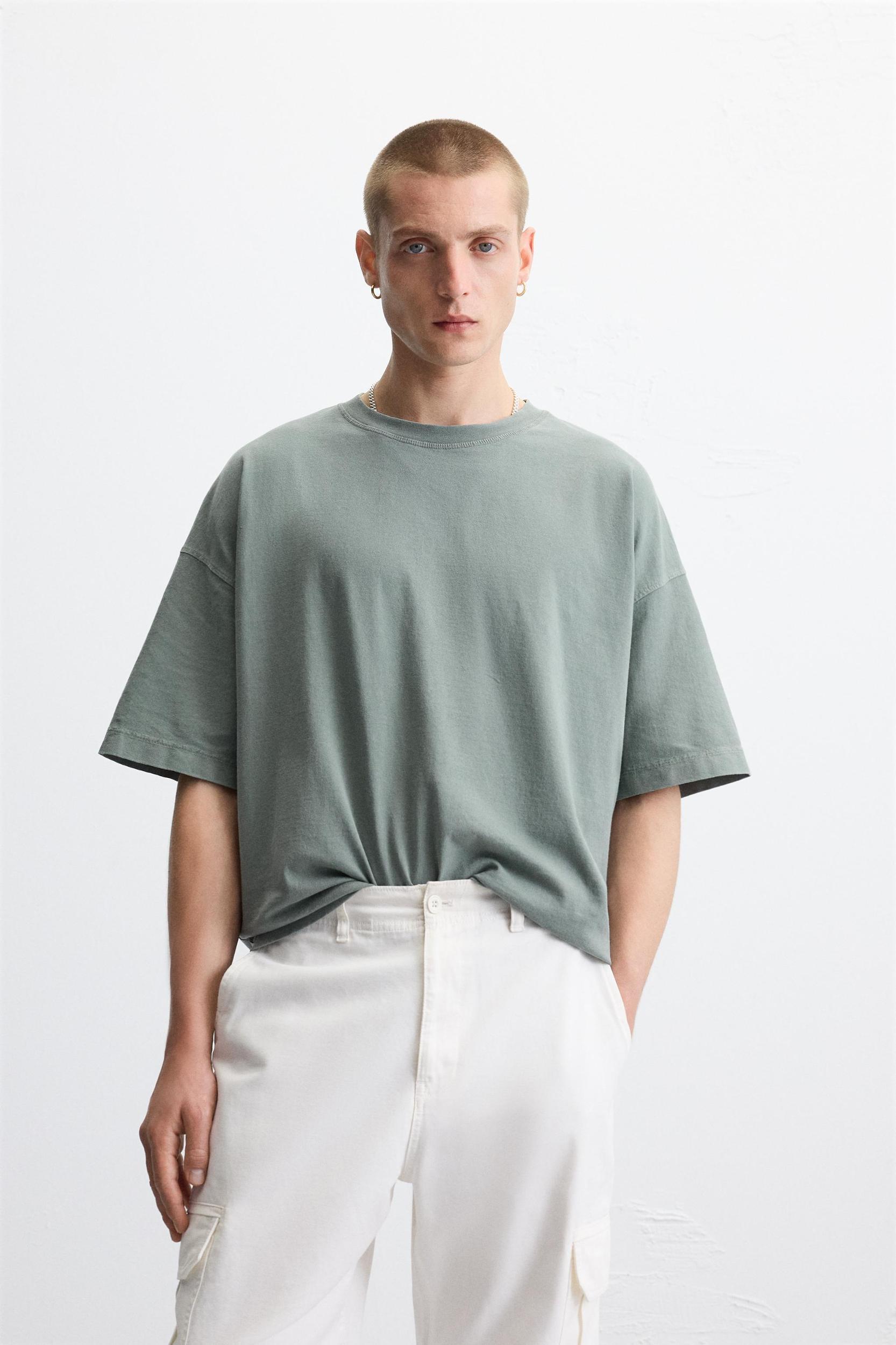 BASIC BOXY FIT T-SHIRT Product Image
