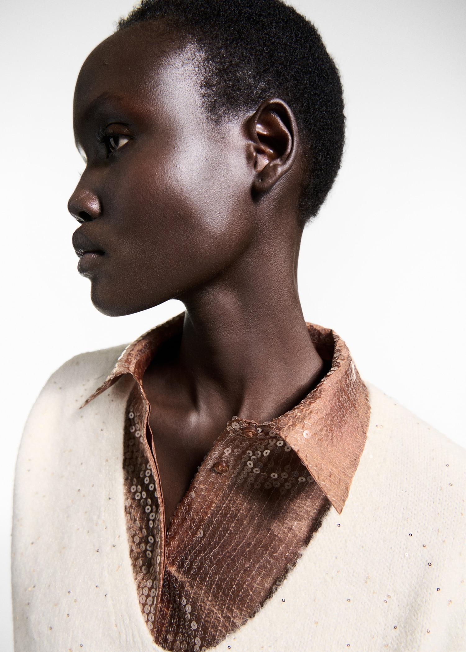 V-neck sequin sweater - Women | MANGO USA Product Image