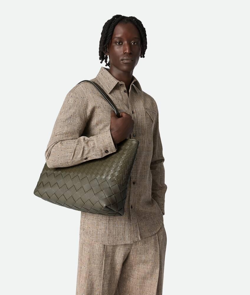 Men's Small Intrecciato Zipped Tote in Cypress Product Image