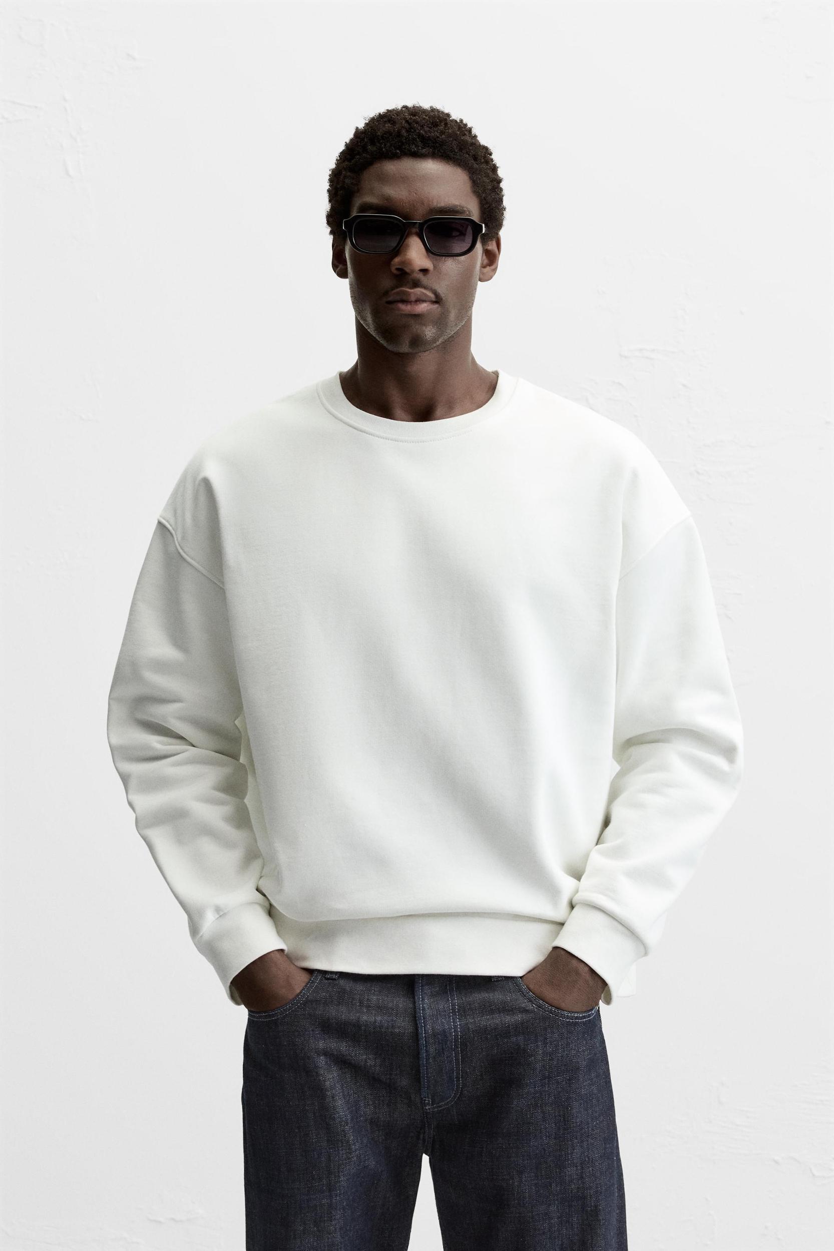MIXED PATCH SWEATSHIRT Product Image