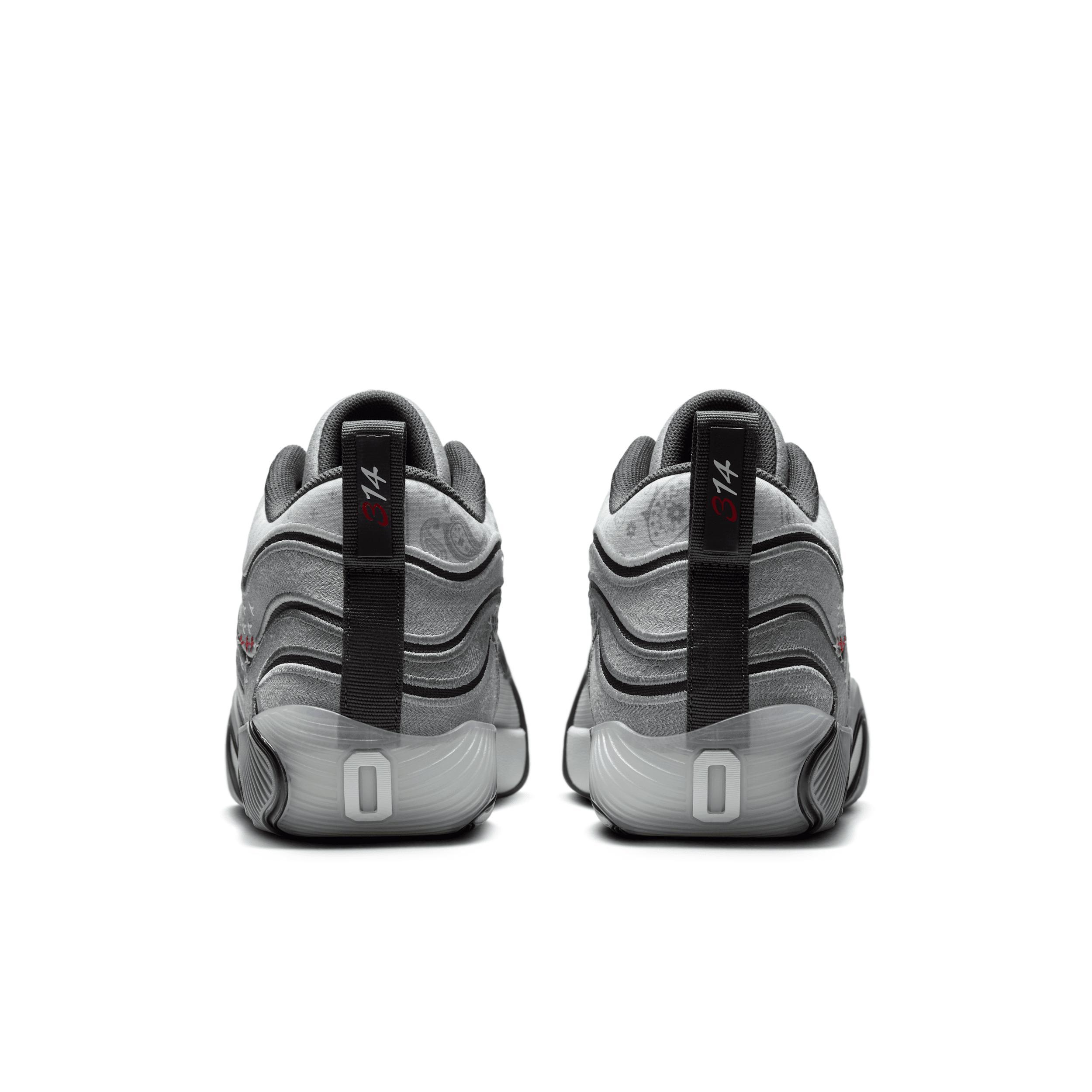 Nike Men's Tatum 3 Basketball Shoes Product Image