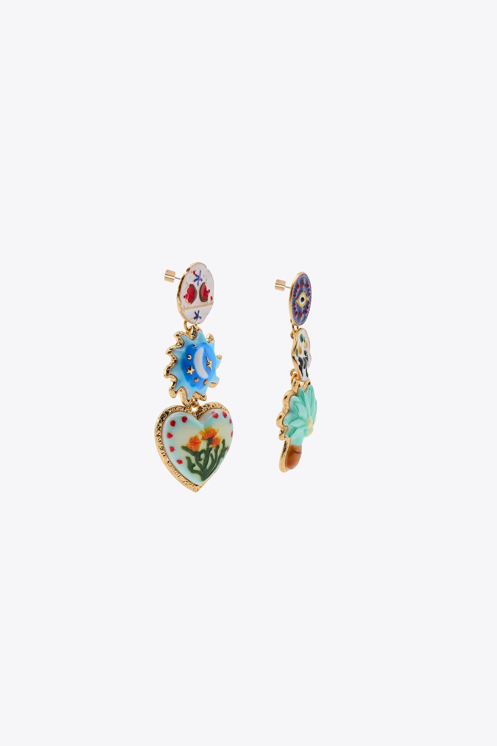 RESIN PALM TREE AND FLOWER EARRINGS Product Image