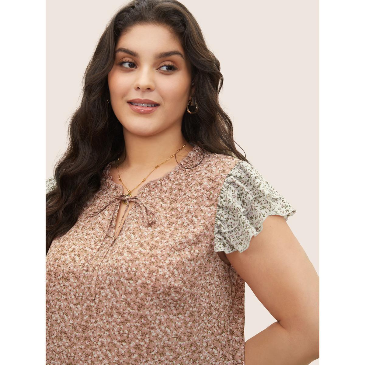 Plus Size Rouge Ditsy Floral Ties Patchwork Ruffle Cap Sleeve Blouse Women Elegant Cap Sleeve Ribbon-tied collar Everyday Blouses BloomChic 10/M Product Image