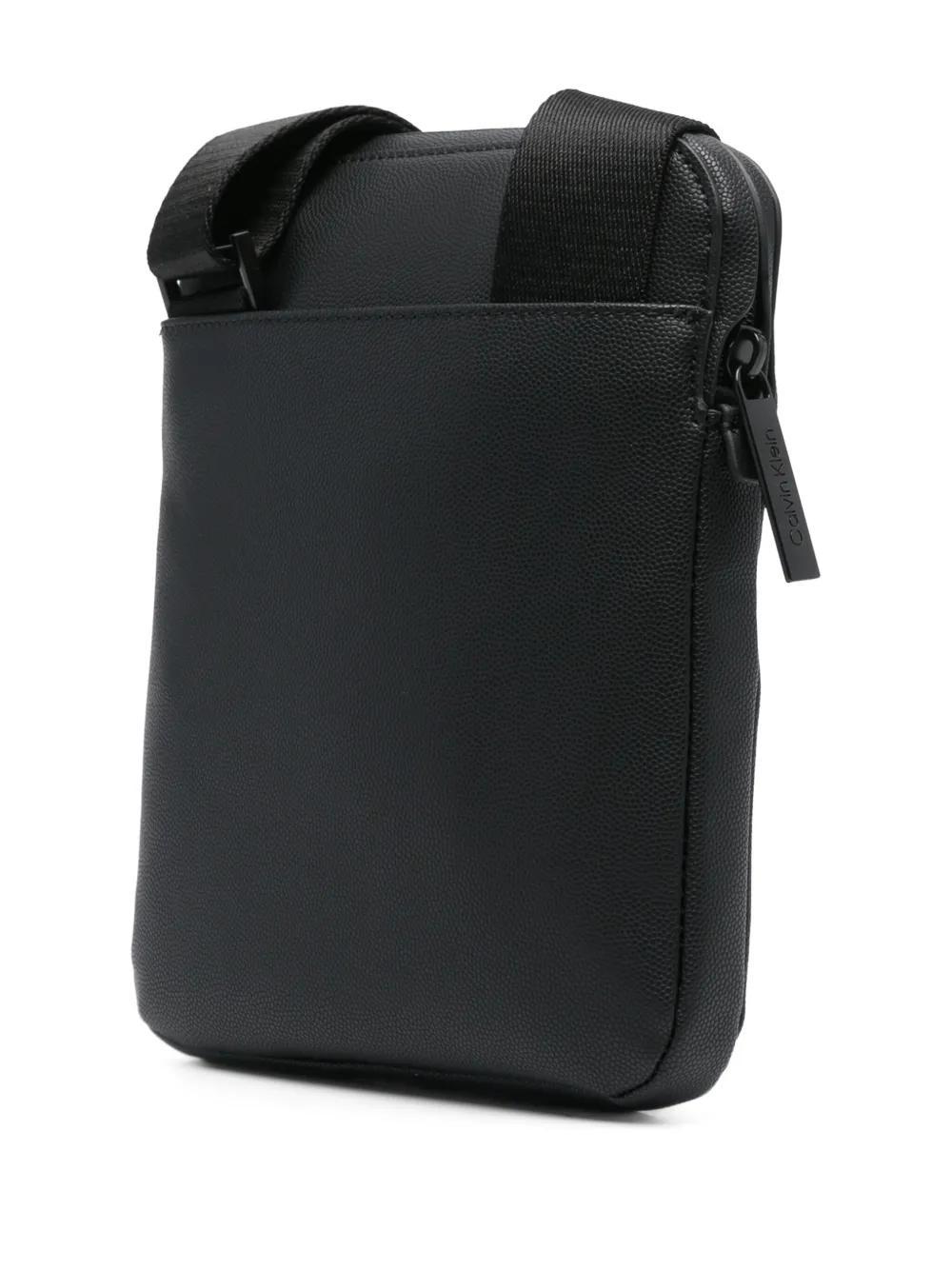 logo-plaque messenger bag Product Image