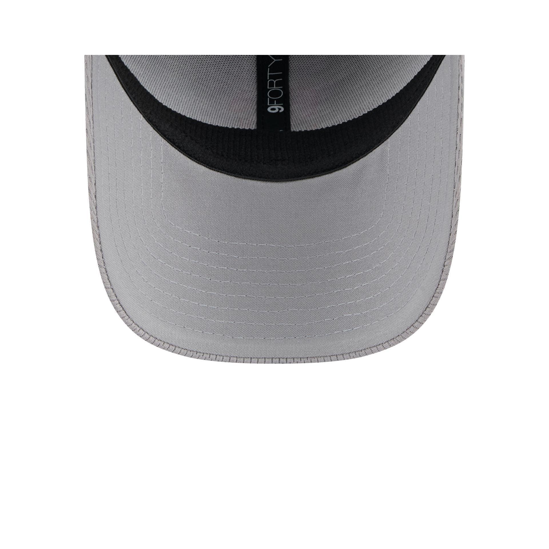 Chicago Cubs Gray 9FORTY Stretch-Snap Hat Male Product Image