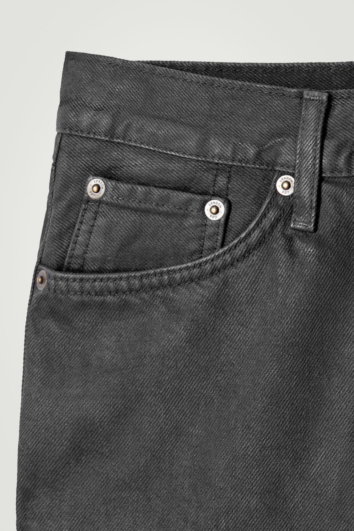 SIGNATURE STRAIGHT-LEG JEANS Product Image