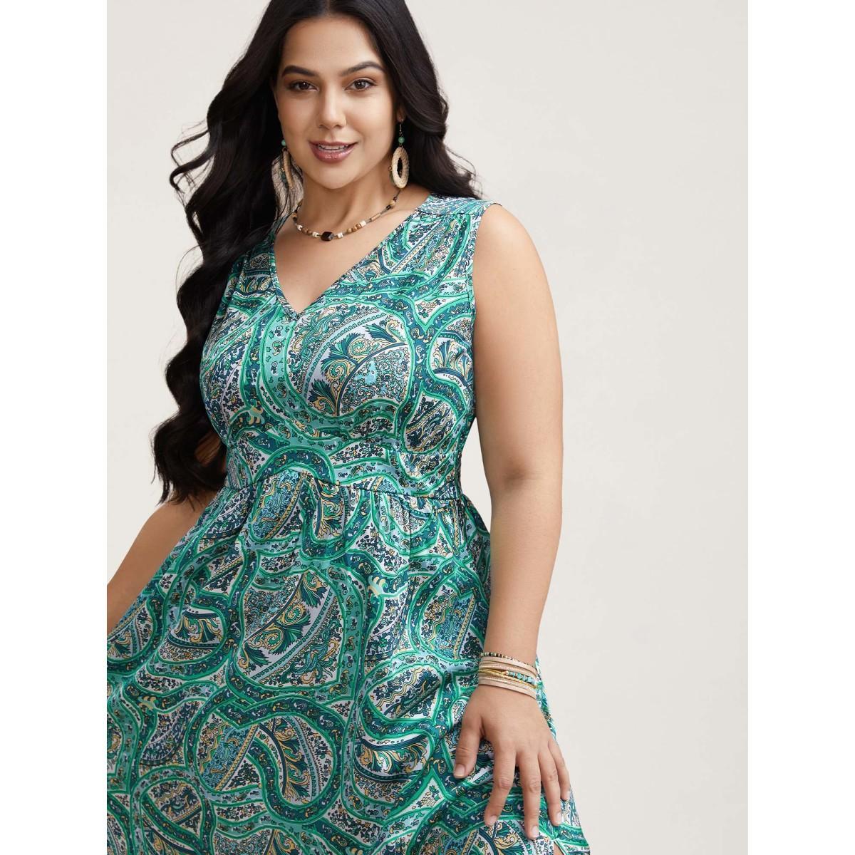 Plus Size Paisley Print Off-Sleeve V-Neck Midi Dress Truegreen Women Resort Slit V-neck Sleeveless Curvy BloomChic 12/L Product Image