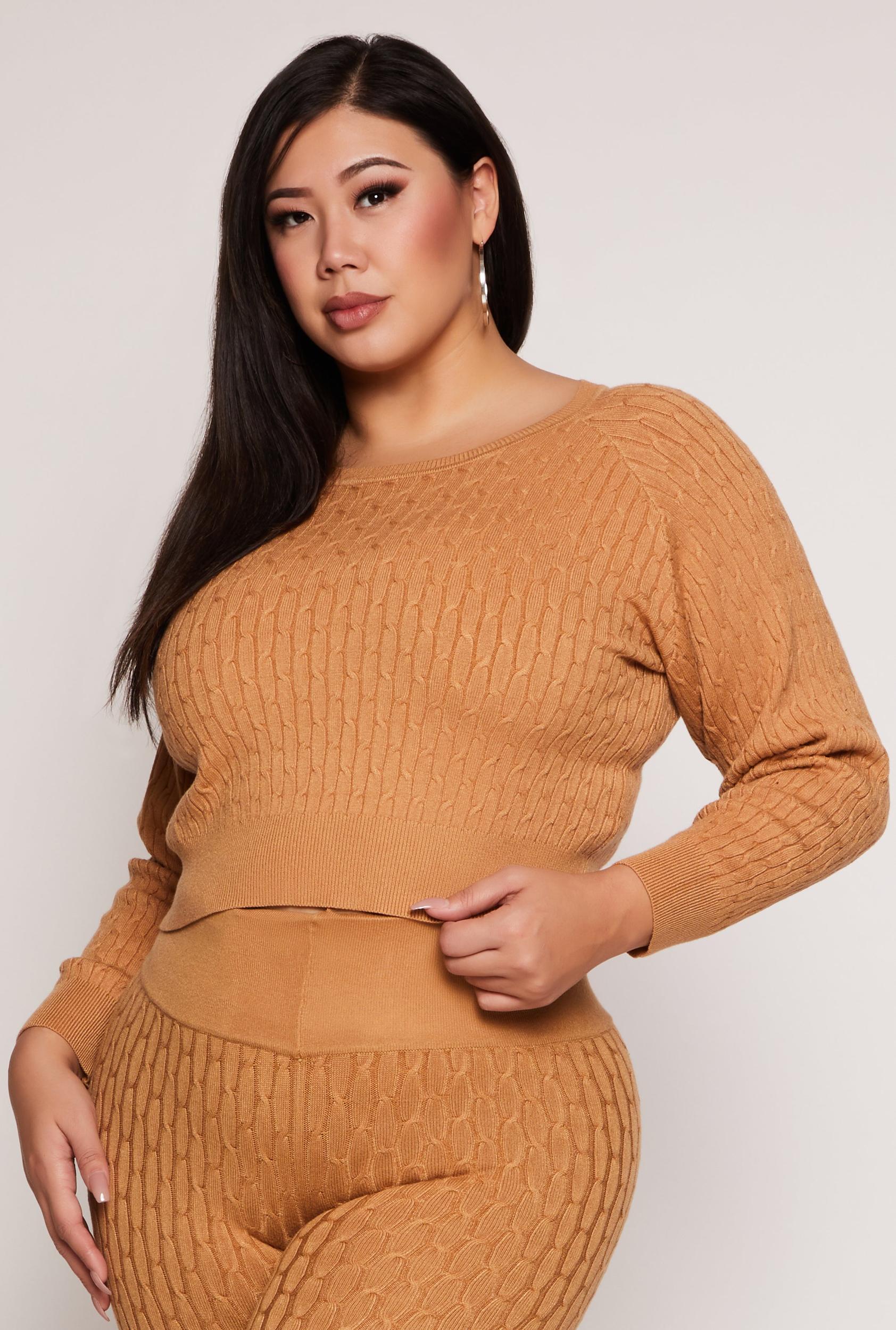 Womens Plus Size Daisy Cable Knit Sweater Product Image