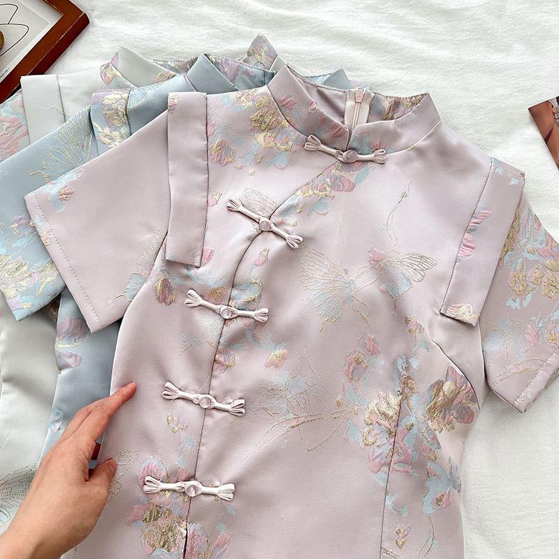 Set: Short Sleeve Mandarin Collar Slit Jacquard Top + High Waist Shorts Product Image
