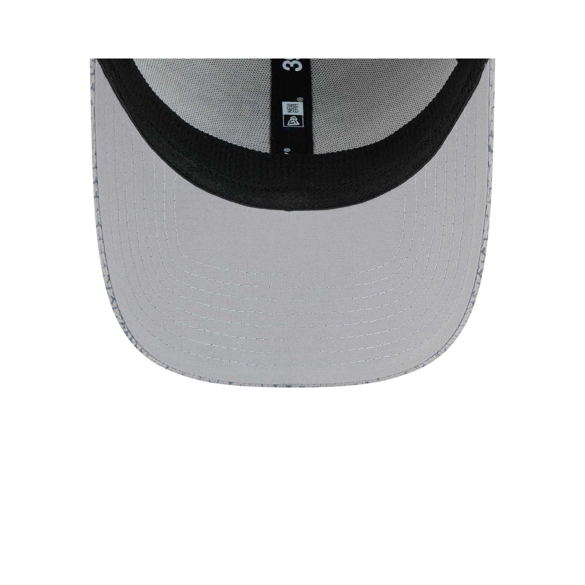 Baltimore Ravens 2024 Sideline Gray 39THIRTY Stretch Fit Hat Male Product Image