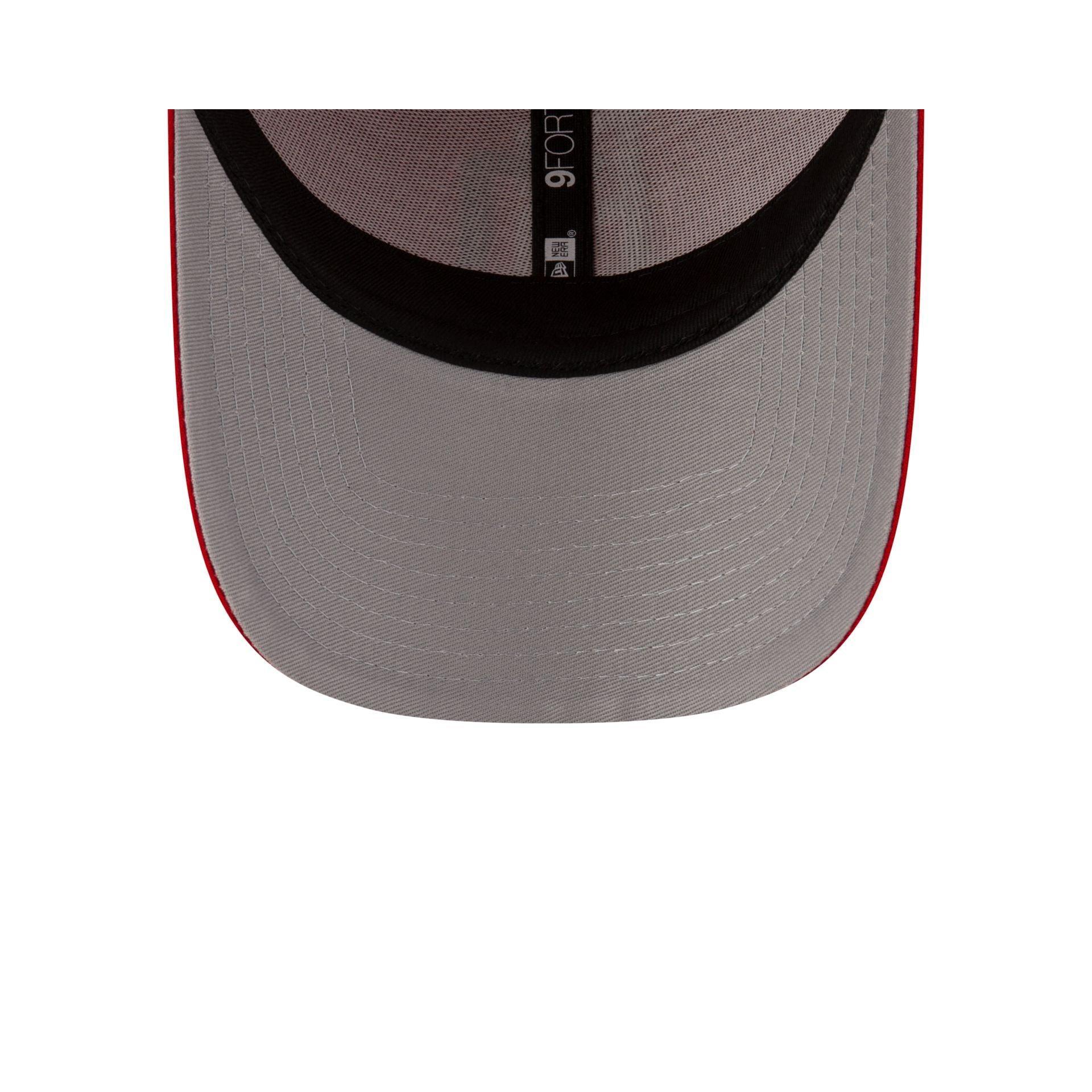 Dominican Republic Red Alt 9FORTY Snapback Hat Male Product Image