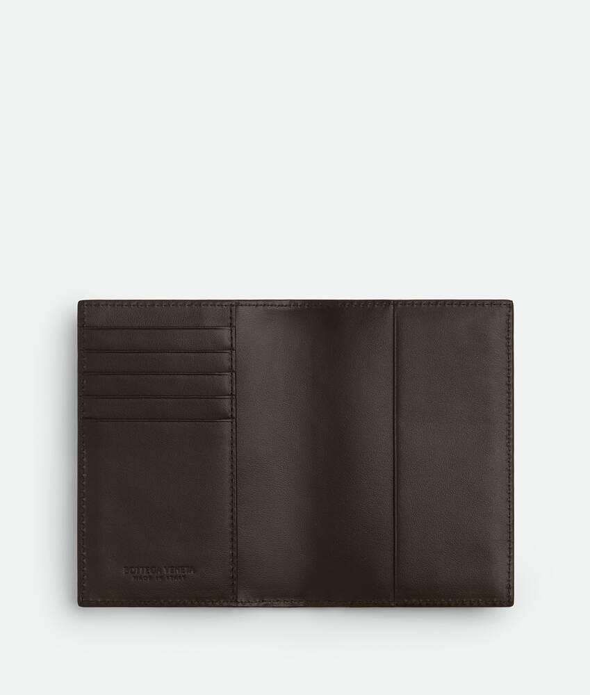 Men's Intrecciato Passport Case in Fondant/lapilli/limonite Product Image