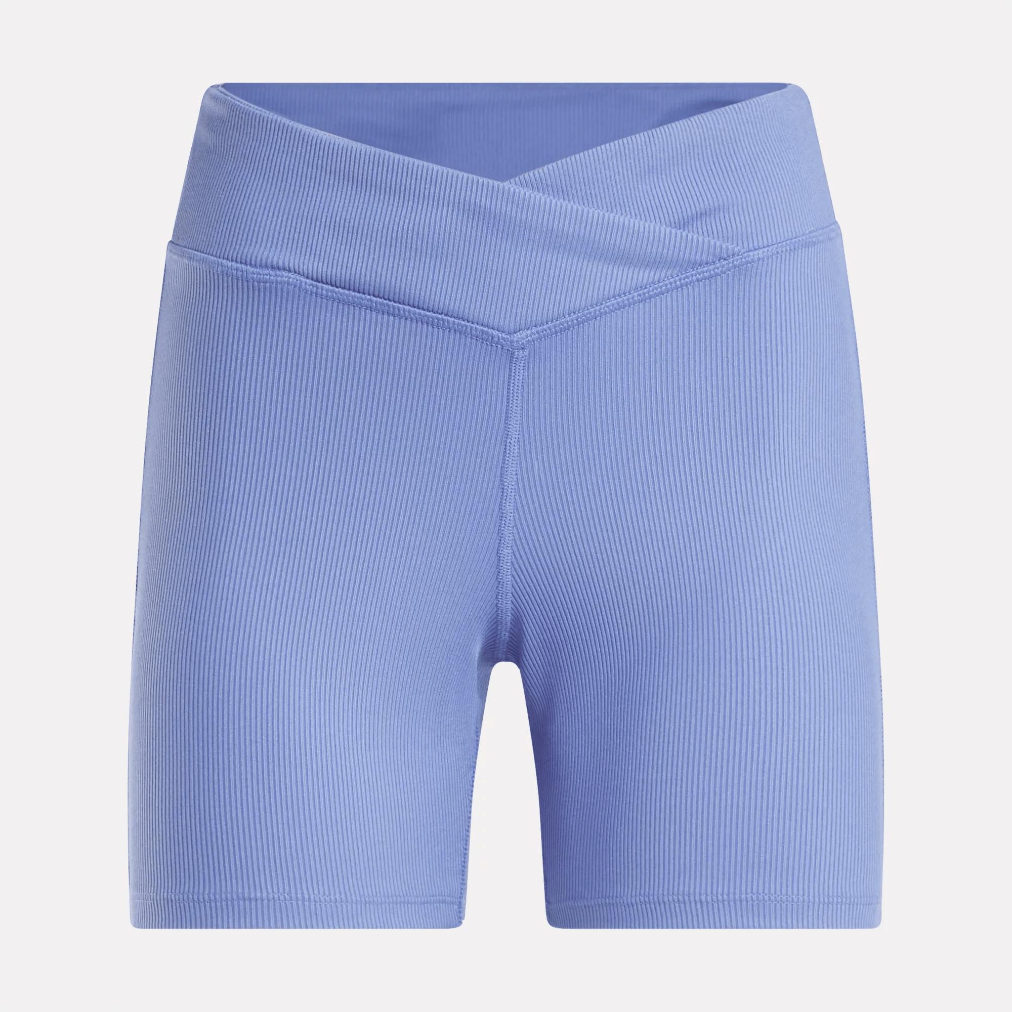 Women's Studio Ribbed High-Rise Bike Shorts Female Product Image