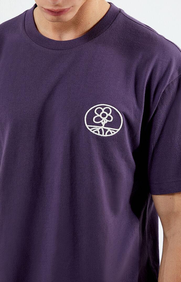 Men's Circle Embroidered T-Shirt Product Image