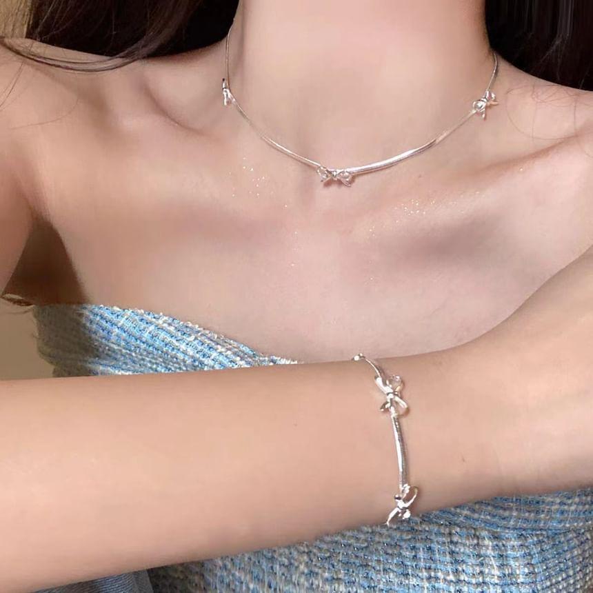 Bowknot Necklace Product Image
