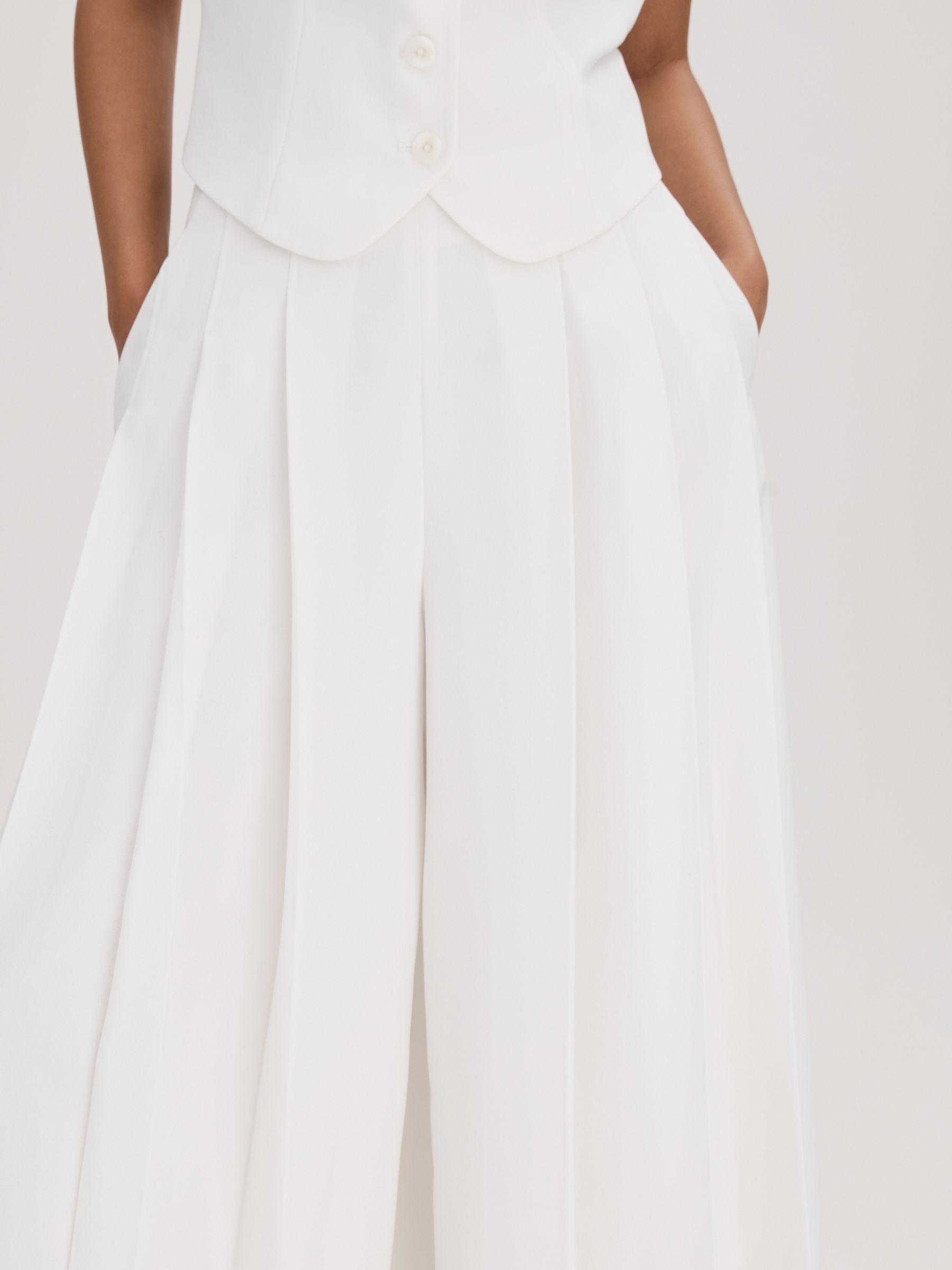 Florere Pleated Wide Leg Trousers in Ivory Product Image