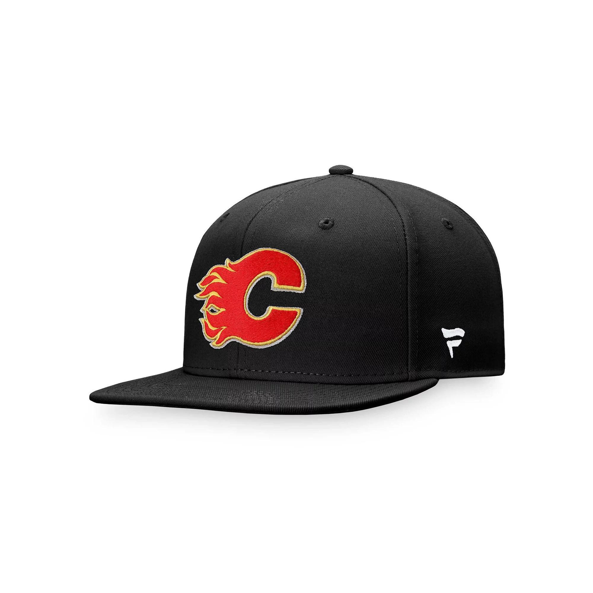 Men's Fanatics Branded Black Calgary Flames Core Primary Logo Fitted Hat, Size: 6 7/8, Flm Black Product Image